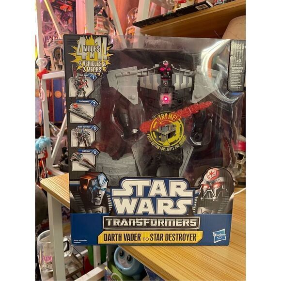 DARTH VADER TO STAR DESTROYER Star Wars Transformers Crossovers Hasbro 2011 NEW - Picture 1 of 11